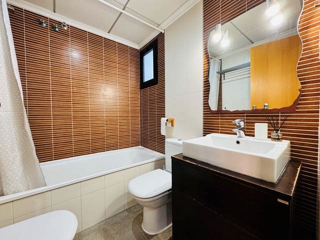 2 bedroom Beach Apartment for sale in Gaspar Perelló, Torrevieja - € 170,000 (Ref: 9464174)