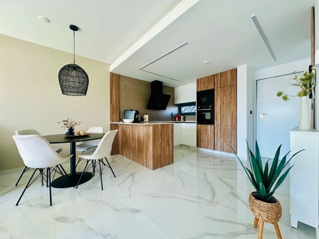 2 makuuhuone Kattohuoneisto myytävänä paikassa El Raso, Guardamar del Segura mukana uima-altaan 
autotalli - 289 000 € (Ref: 9464588)