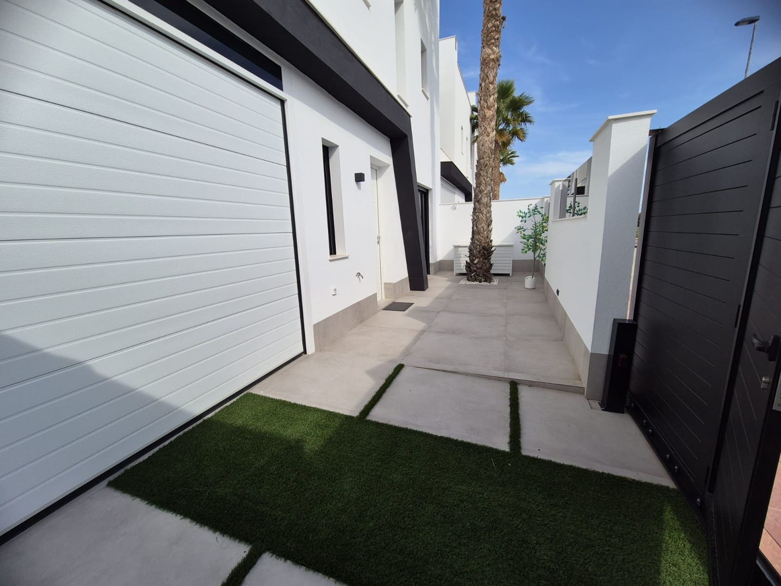 3 bedroom Terraced Villa for sale in Santiago de la Ribera with pool garage - € 699,900 (Ref: 9464599)