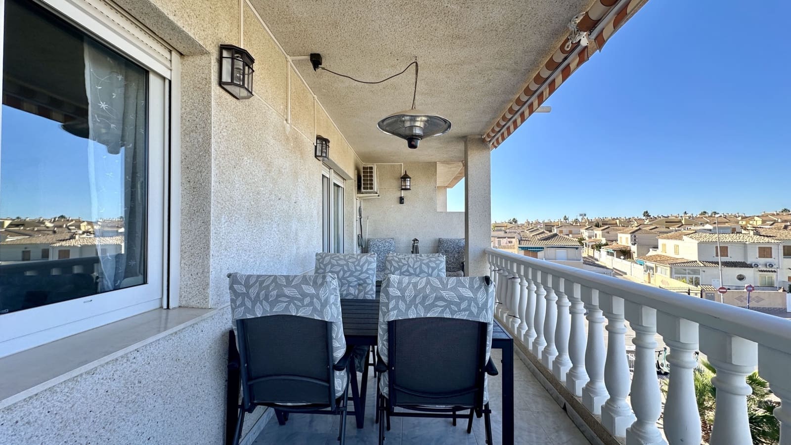 2 camera da letto Appartamento sulla Spiaggia in vendita in Playa Flamenca con piscina - 199.000 € (Rif: 9464600)