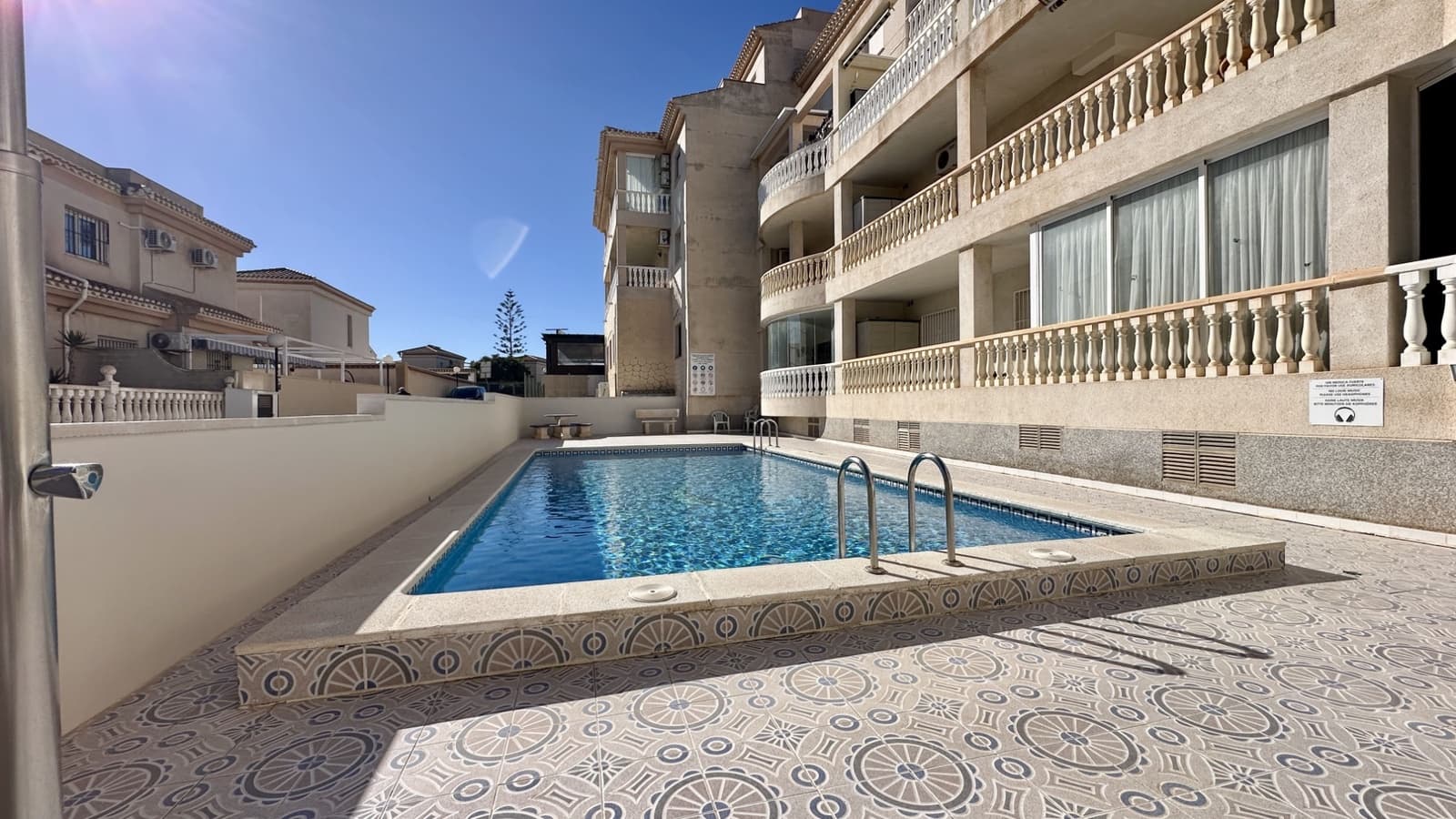 2 camera da letto Appartamento sulla Spiaggia in vendita in Playa Flamenca con piscina - 199.000 € (Rif: 9464600)
