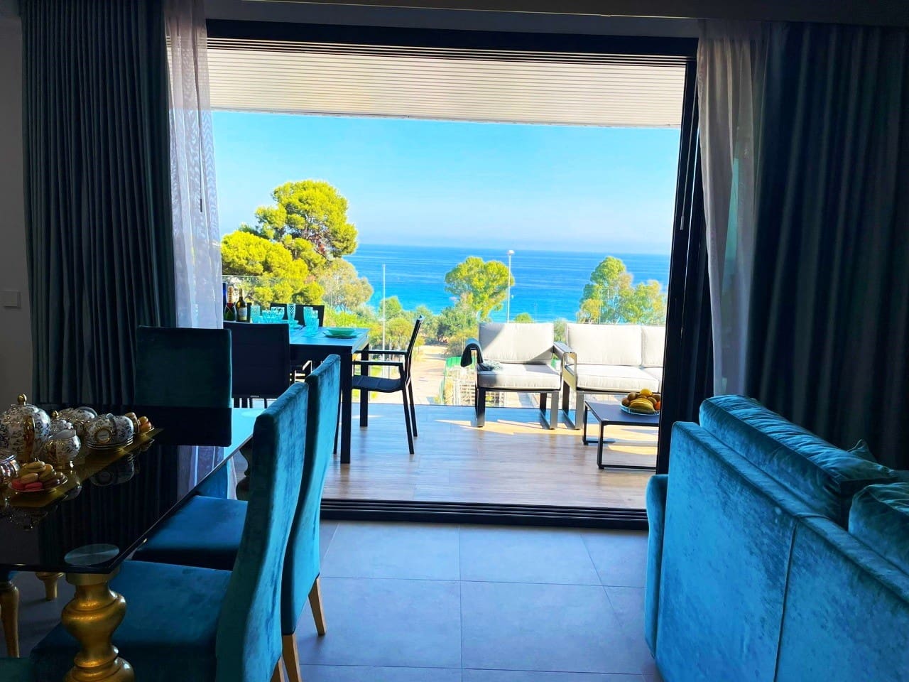 3 bedroom Beach Apartment for sale in La Villajoyosa / Vila Joiosa with pool garage - € 690,000 (Ref: 9464601)