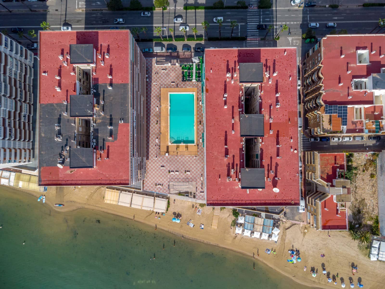 3 makuuhuone Huoneisto myytävänä paikassa Torrevieja mukana uima-altaan - 359 000 € (Ref: 9464608)