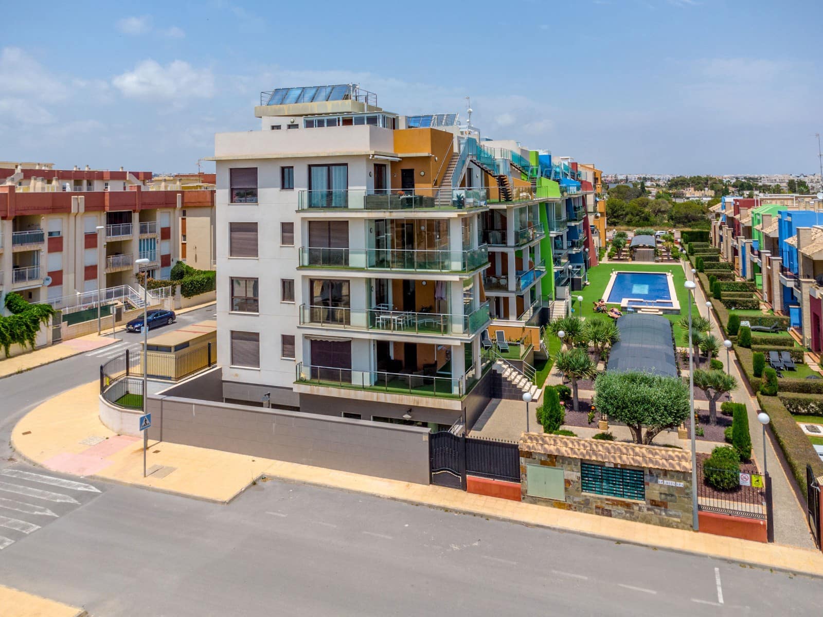 3 soveværelse Lejlighed til salg i Orihuela Costa med swimmingpool garage - € 287.000 (Ref: 9464609)