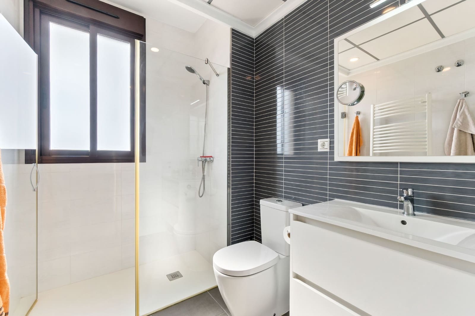 3 soveværelse Lejlighed til salg i Orihuela Costa med swimmingpool garage - € 287.000 (Ref: 9464609)