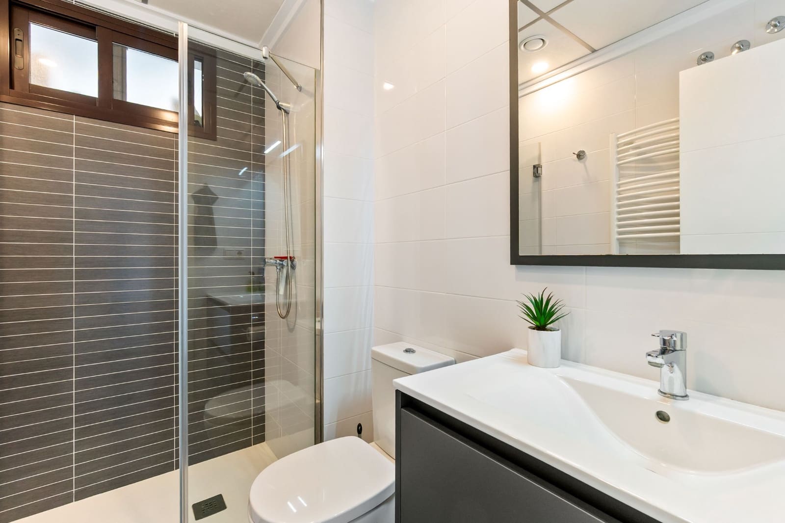 3 soveværelse Lejlighed til salg i Orihuela Costa med swimmingpool garage - € 287.000 (Ref: 9464609)