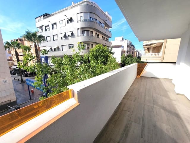 3 bedroom Apartment for sale in Playa del Cura, Torrevieja with pool garage - € 375,000 (Ref: 9464613)