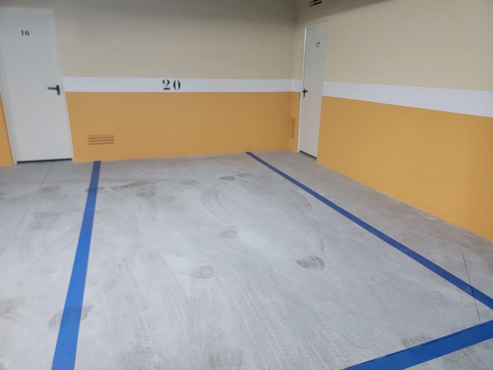 3 sypialnia Apartament na sprzedaż w Torrevieja z basenem garażem - 375 000 € (Ref: 9464613)
