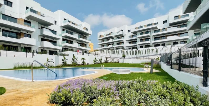 Apartamento de 2 habitaciones en Villamartin en venta con piscina - 350.000 € (Ref: 9464616)