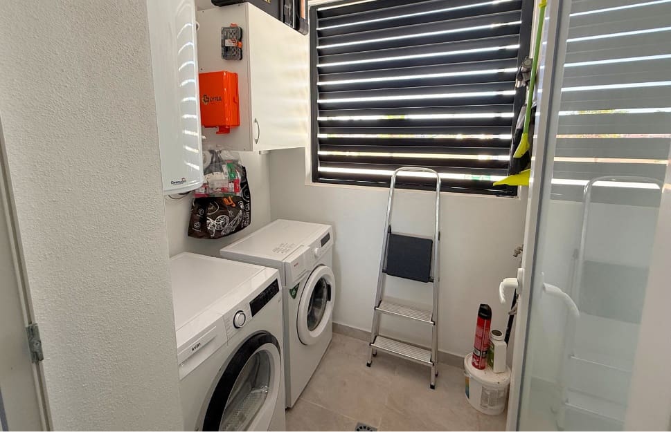 Apartamento de 2 habitaciones en Villamartin en venta con piscina - 350.000 € (Ref: 9464616)