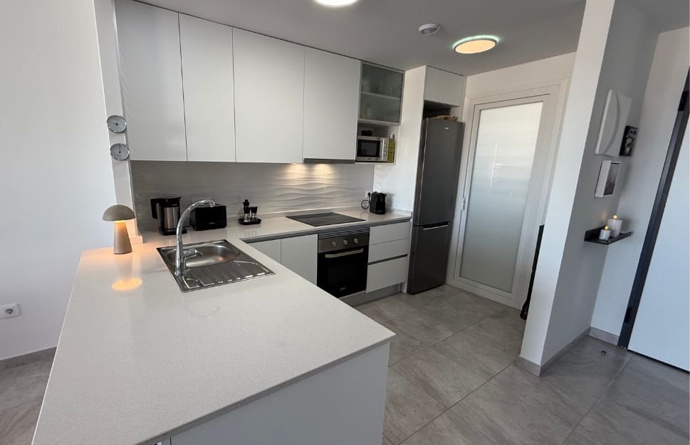 Apartamento de 2 habitaciones en Villamartin en venta con piscina - 350.000 € (Ref: 9464616)