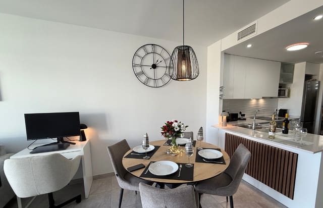 Apartamento de 2 habitaciones en Villamartin, Orihuela en venta con piscina - 350.000 € (Ref: 9464616)