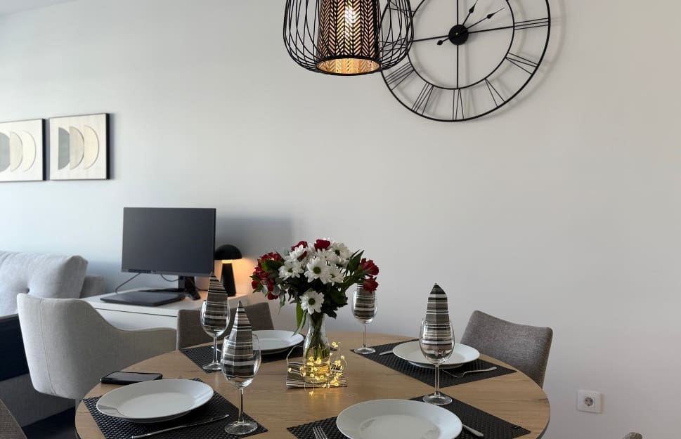 Apartamento de 2 habitaciones en Villamartin en venta con piscina - 350.000 € (Ref: 9464616)