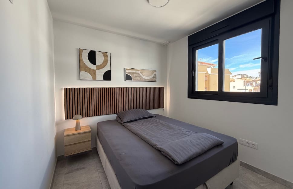 Apartamento de 2 habitaciones en Villamartin en venta con piscina - 350.000 € (Ref: 9464616)