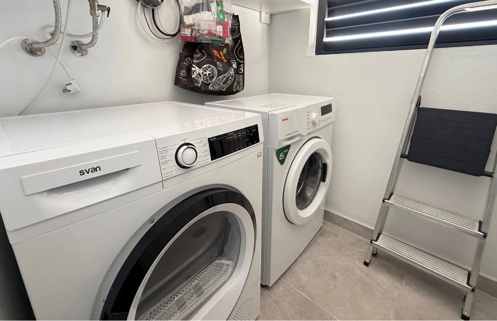 Apartamento de 2 habitaciones en Villamartin en venta con piscina - 350.000 € (Ref: 9464616)