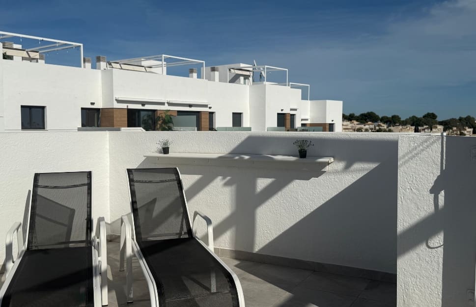 Apartamento de 2 habitaciones en Villamartin en venta con piscina - 350.000 € (Ref: 9464616)