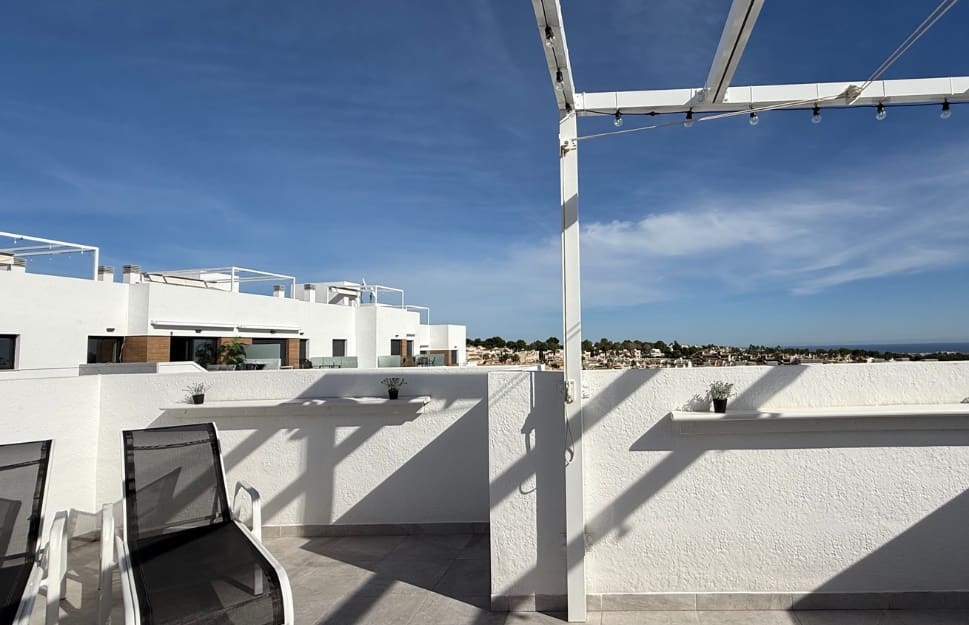 Apartamento de 2 habitaciones en Villamartin en venta con piscina - 350.000 € (Ref: 9464616)