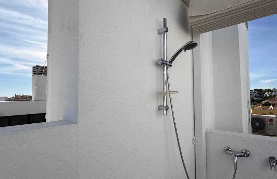 Apartamento de 2 habitaciones en Villamartin en venta con piscina - 350.000 € (Ref: 9464616)