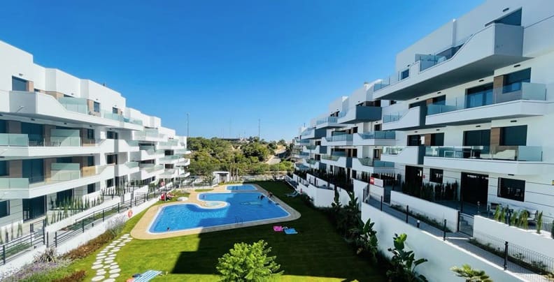 Apartamento de 2 habitaciones en Villamartin en venta con piscina - 350.000 € (Ref: 9464616)