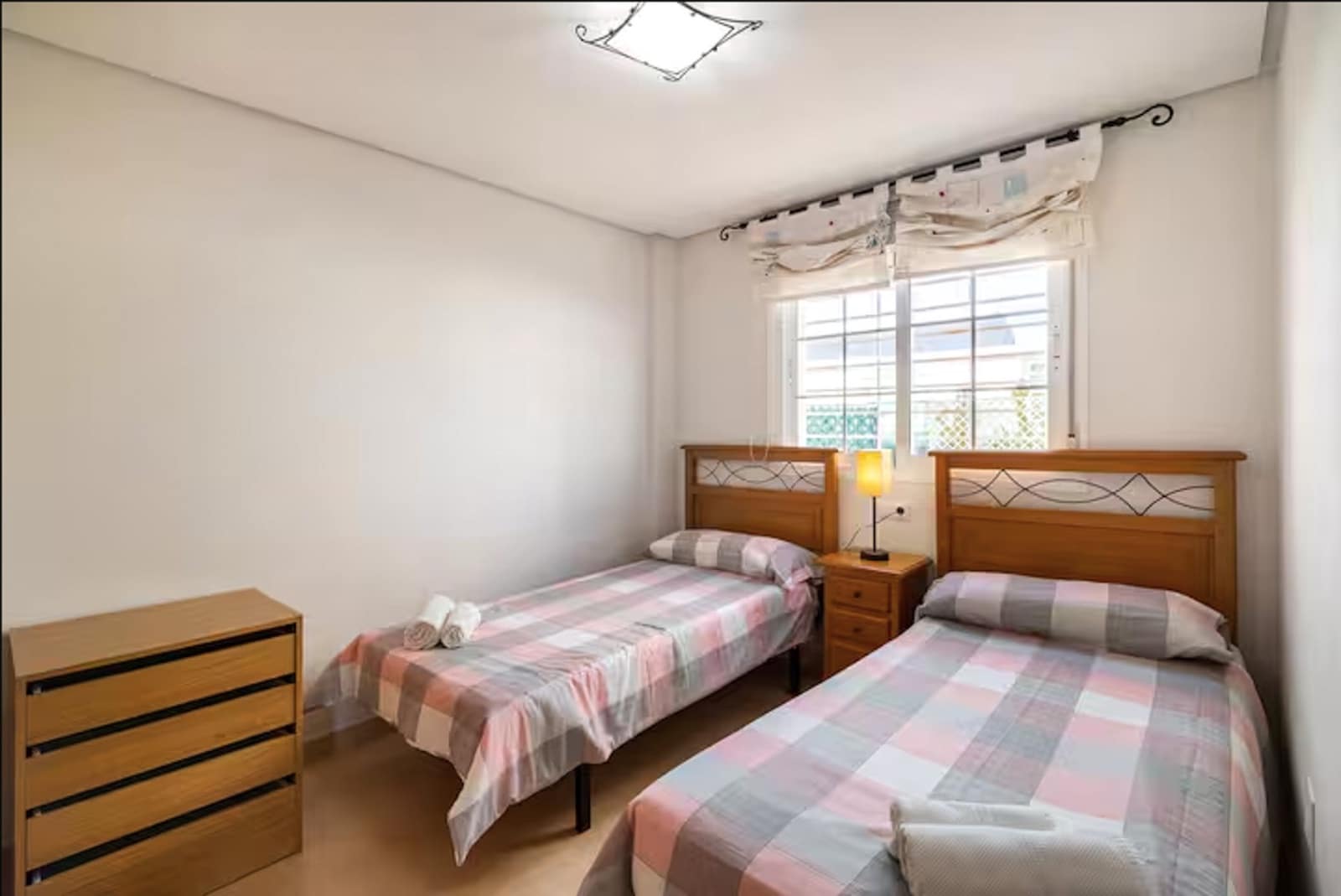 2 quarto Apartamento de Praia para venda em Pilar de la Horadada com piscina garagem - 285 000 € (Ref: 9464619)