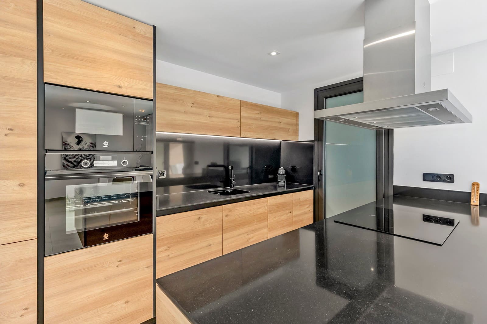 2 Zimmer Apartment zu verkaufen in Orihuela Costa mit Pool Garage - 335.000 € (Ref: 9464627)