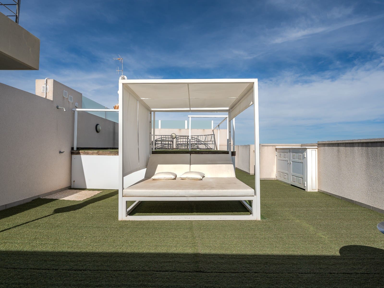 Ático de 3 habitaciones en Orihuela Costa en venta con piscina garaje - 359.000 € (Ref: 9464629)