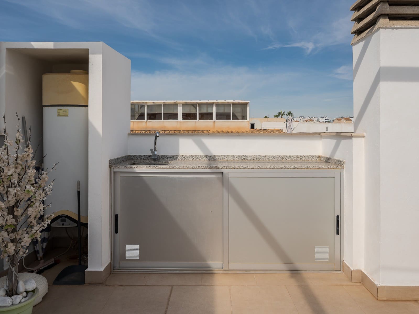 2 makuuhuone Kattohuoneisto myytävänä paikassa Orihuela Costa mukana uima-altaan 
autotalli - 289 000 € (Ref: 9464630)