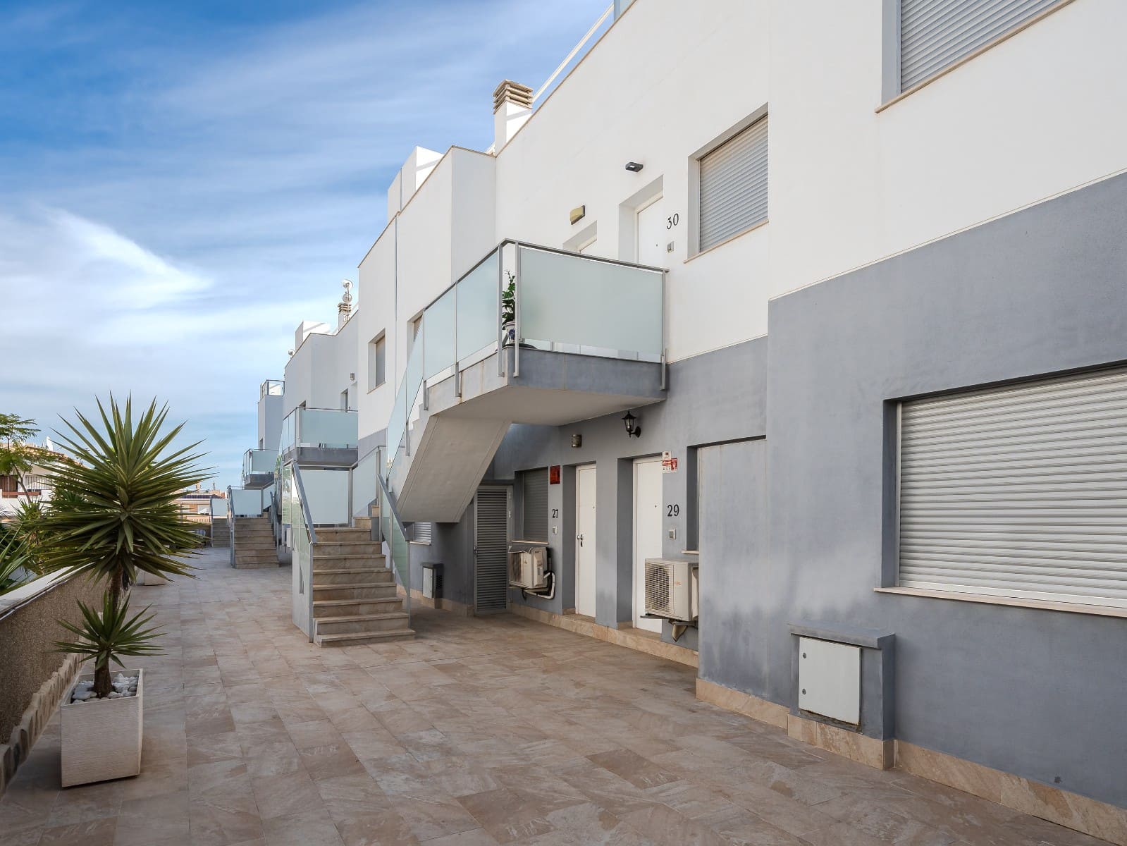 2 makuuhuone Kattohuoneisto myytävänä paikassa Orihuela Costa mukana uima-altaan 
autotalli - 289 000 € (Ref: 9464630)