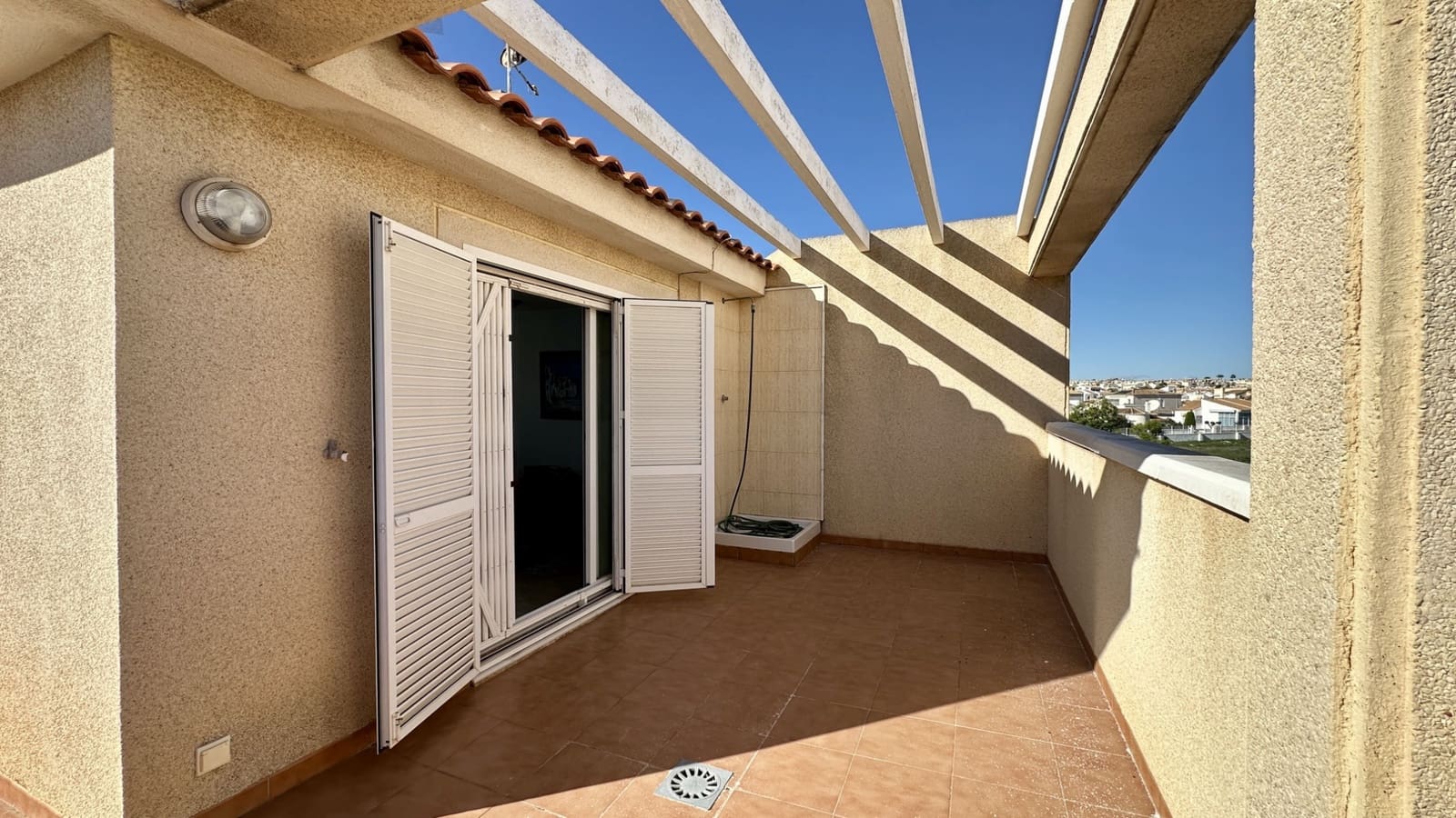 3 Zimmer Apartment zu verkaufen in Playa Flamenca mit Pool - 275.000 € (Ref: 9464631)