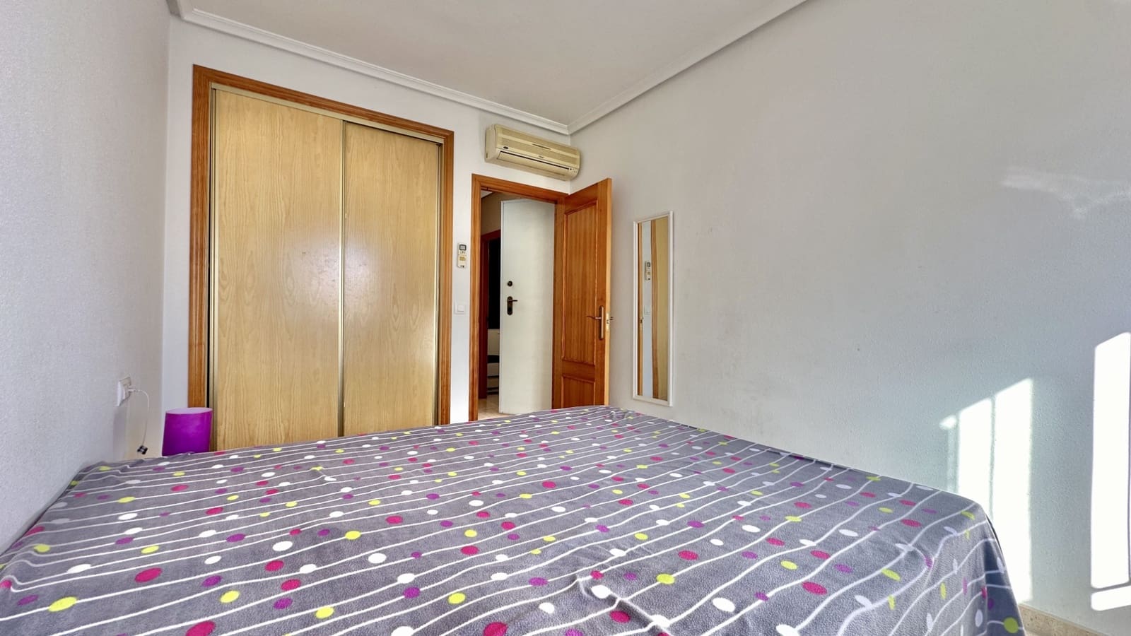 3 Zimmer Apartment zu verkaufen in Playa Flamenca mit Pool - 275.000 € (Ref: 9464631)