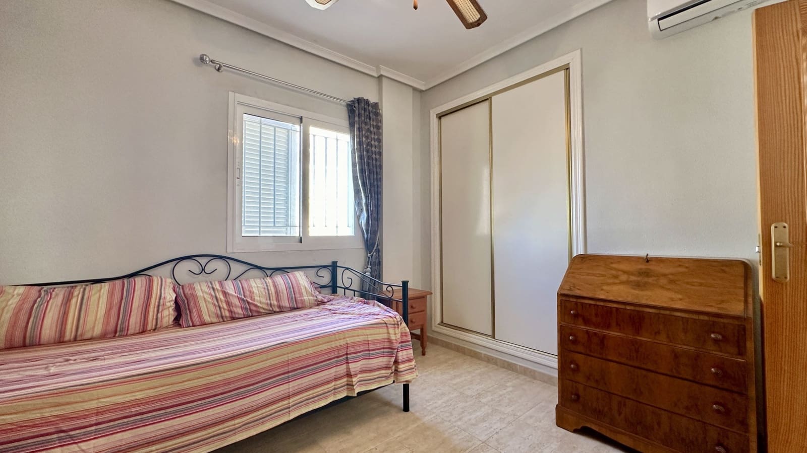 3 Zimmer Apartment zu verkaufen in Playa Flamenca mit Pool - 275.000 € (Ref: 9464631)