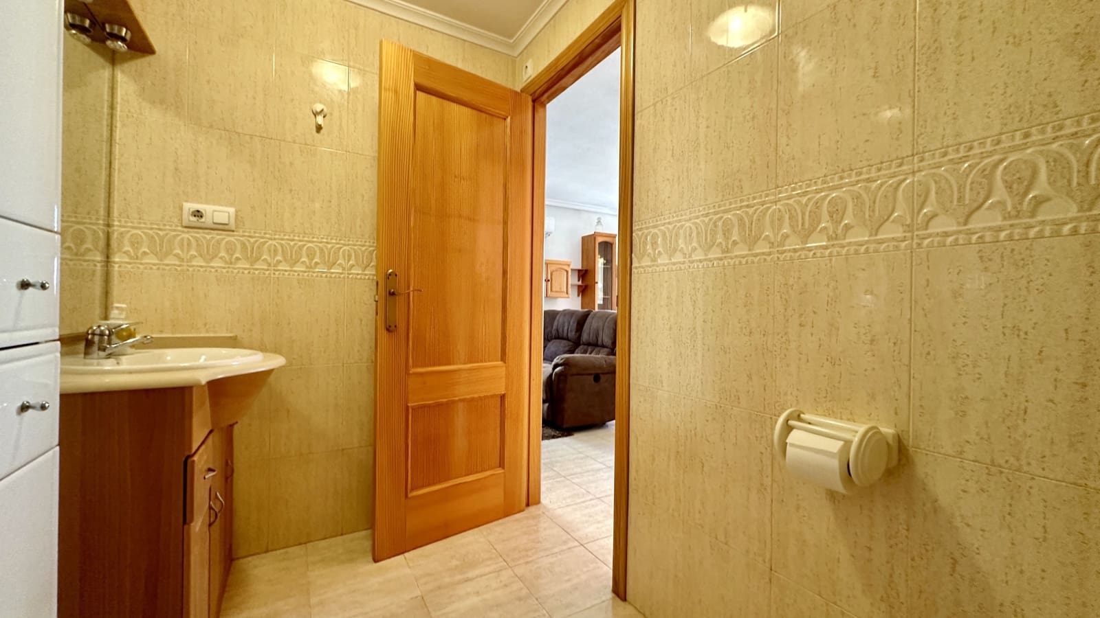 3 Zimmer Apartment zu verkaufen in Playa Flamenca mit Pool - 275.000 € (Ref: 9464631)