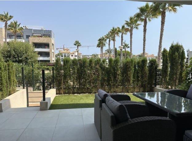 2 slaapkamer Appartement te koop in Playa Flamenca met zwembad garage - € 435.000 (Ref: 9464633)
