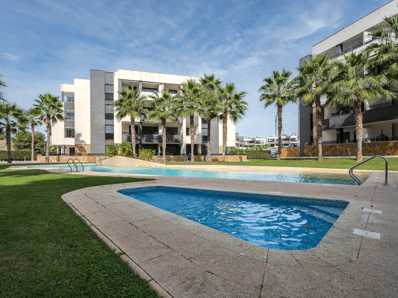 2 bedroom Apartment for sale in Los Altos with pool garage - € 239,000 (Ref: 9464634)