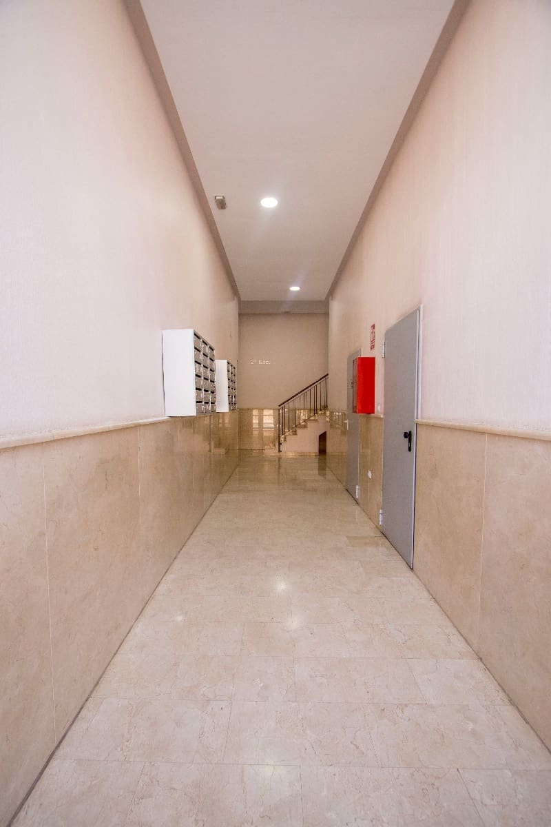 4 bedroom Apartment for sale in Alicante / Alacant city with garage - € 360,000 (Ref: 9464637)