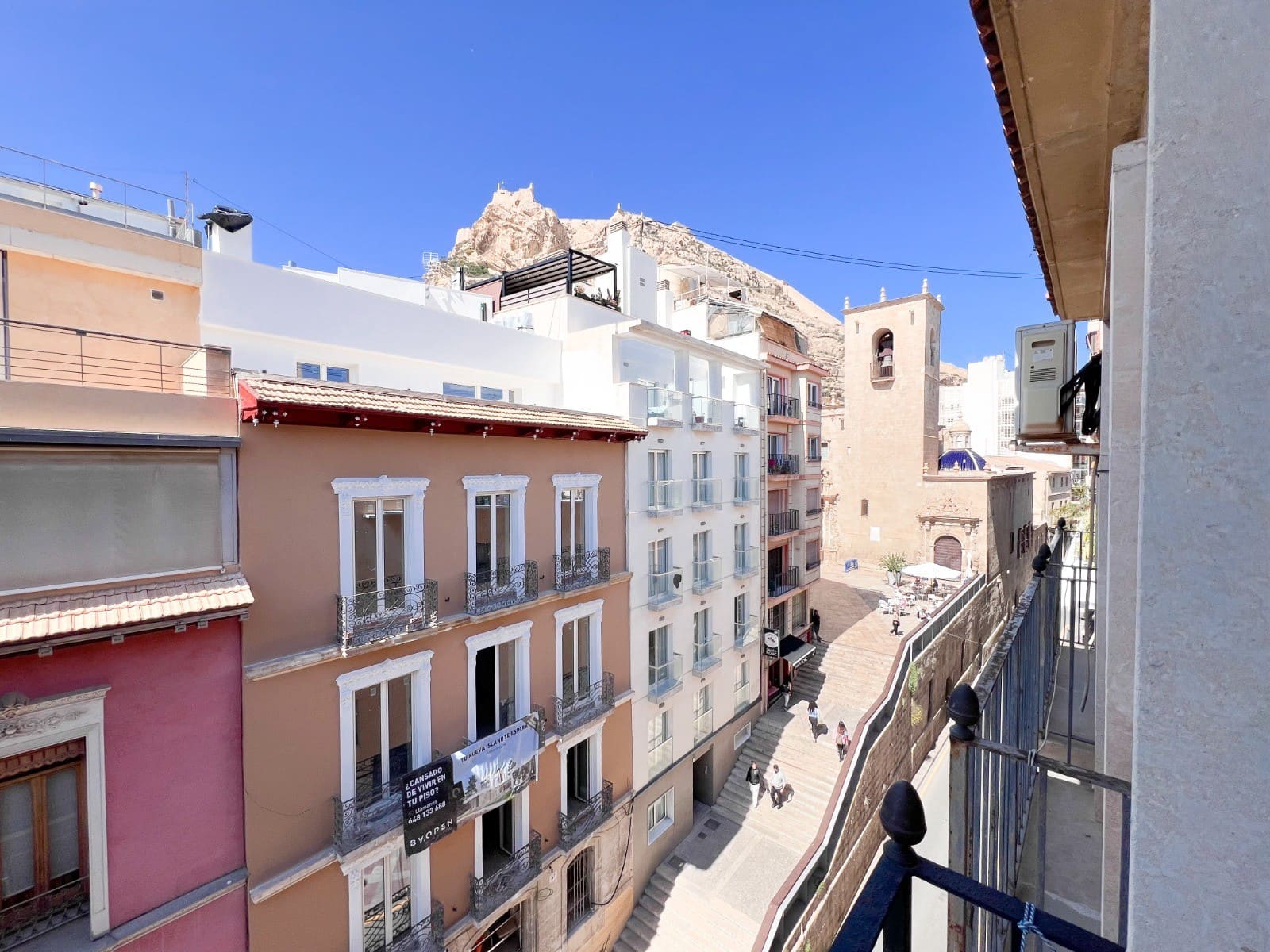 1 bedroom Apartment for sale in Alicante / Alacant city - € 255,000 (Ref: 9464640)