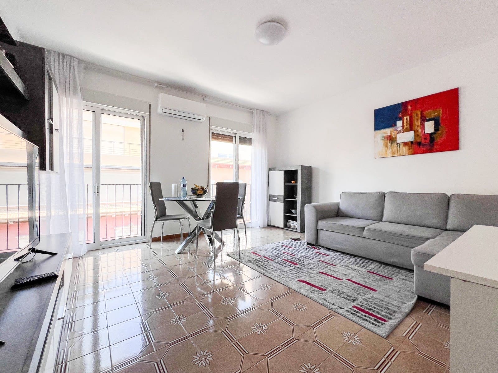 1 bedroom Apartment for sale in Alicante / Alacant city - € 255,000 (Ref: 9464640)