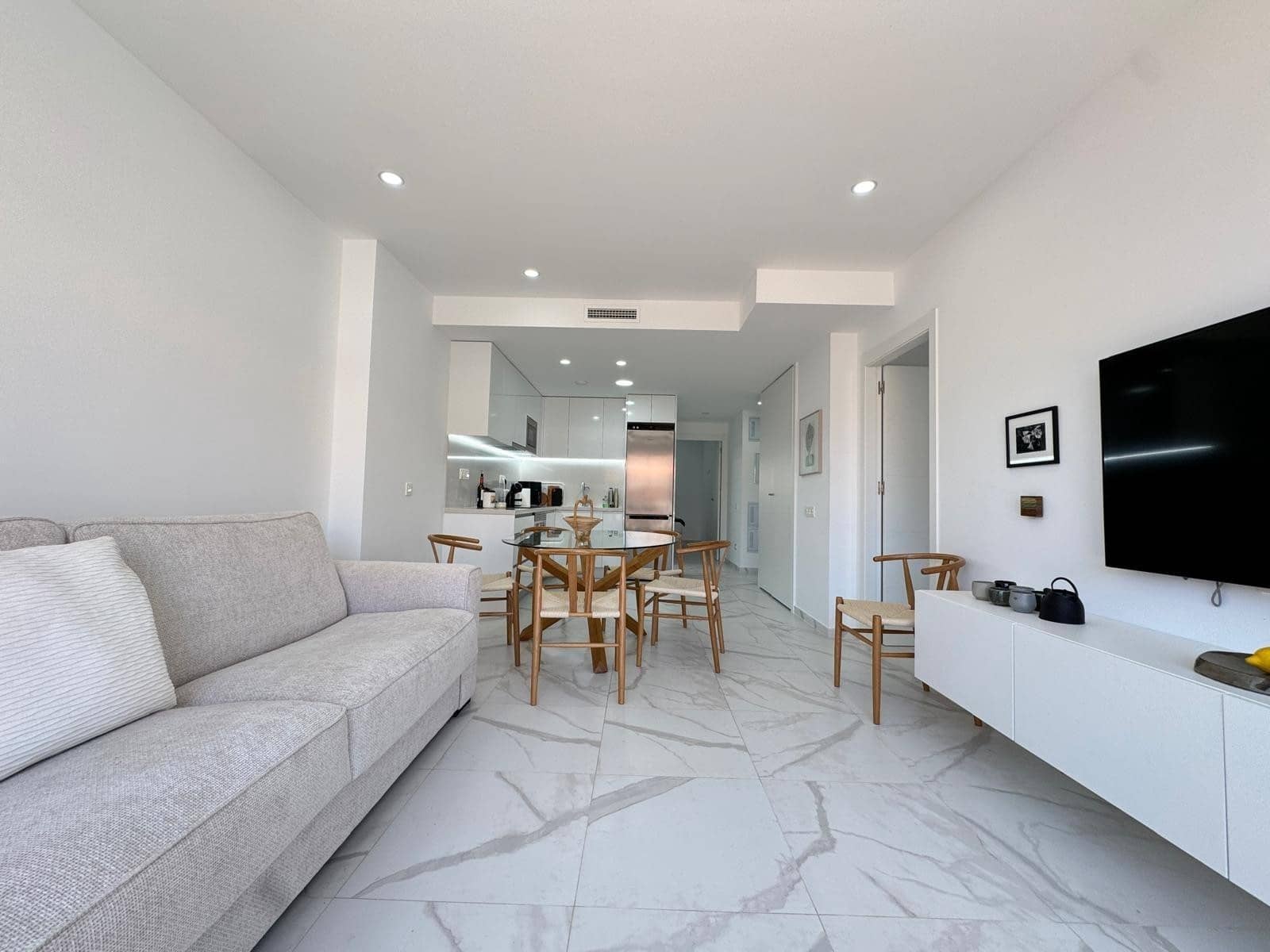 2 chambre Penthouse à vendre à Torrevieja avec piscine - 390 000 € (Ref: 9464653)