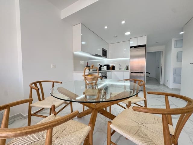 2 chambre Penthouse à vendre à Centro, Torrevieja avec piscine - 390 000 € (Ref: 9464653)