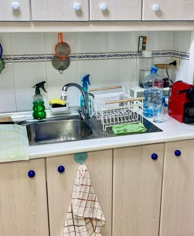 2 makuuhuone Huoneisto myytävänä paikassa Playa Poniente, Benidorm mukana uima-altaan 
autotalli - 215 000 € (Ref: 9464657)