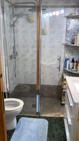 2 makuuhuone Huoneisto myytävänä paikassa Playa Poniente, Benidorm mukana uima-altaan 
autotalli - 215 000 € (Ref: 9464657)