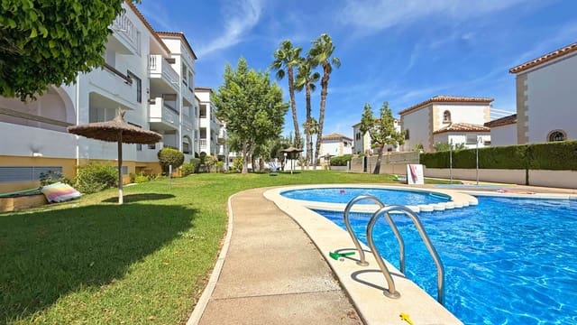 Apartamento de 2 habitaciones en Villamartin, Orihuela en venta con piscina garaje - 199.000 € (Ref: 9464663)