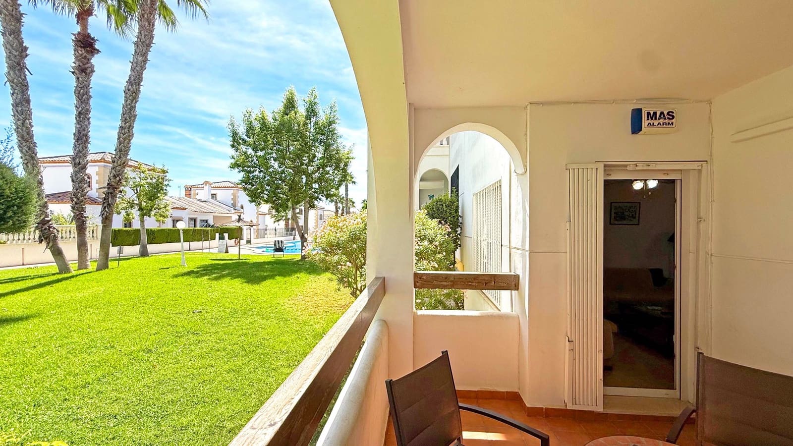 2 soveværelse Lejlighed til salg i Villamartin med swimmingpool garage - € 199.000 (Ref: 9464663)