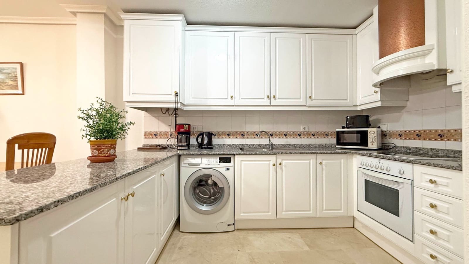 2 soveværelse Lejlighed til salg i Villamartin med swimmingpool garage - € 199.000 (Ref: 9464663)