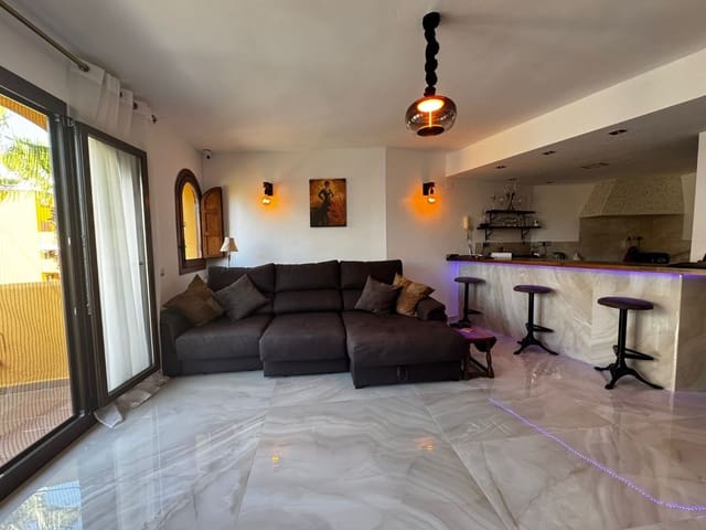 2 quarto Penthouse para venda em Punta Prima, Torrevieja com piscina - 340 000 € (Ref: 9464669)