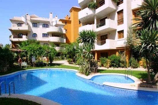 2 chambre Penthouse à vendre à Punta Prima, Torrevieja avec piscine - 340 000 € (Ref: 9464669)