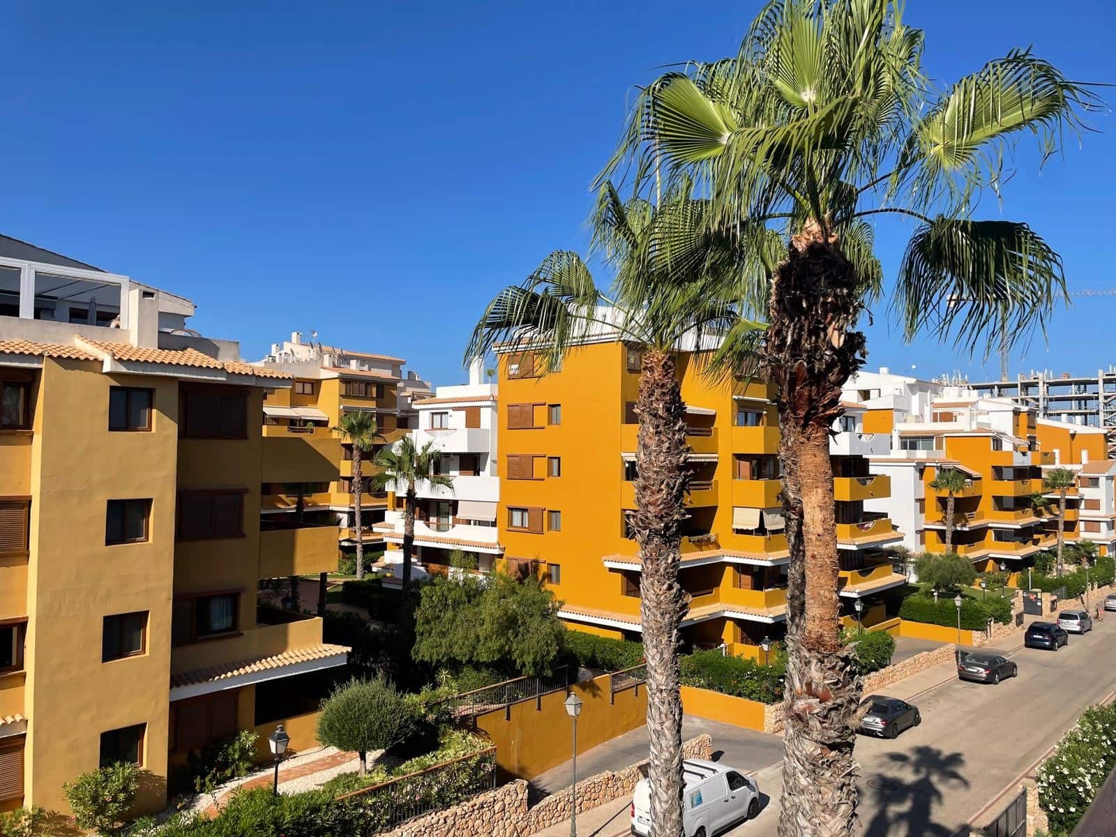 2 bedroom Penthouse for sale in Punta Prima with pool - € 340,000 (Ref: 9464669)