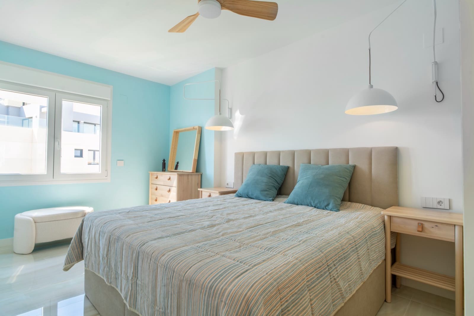 3 soverom Strandleiligheter til salgs i Punta Prima med svømmebasseng garasje - € 599 000 (Ref: 9464678)