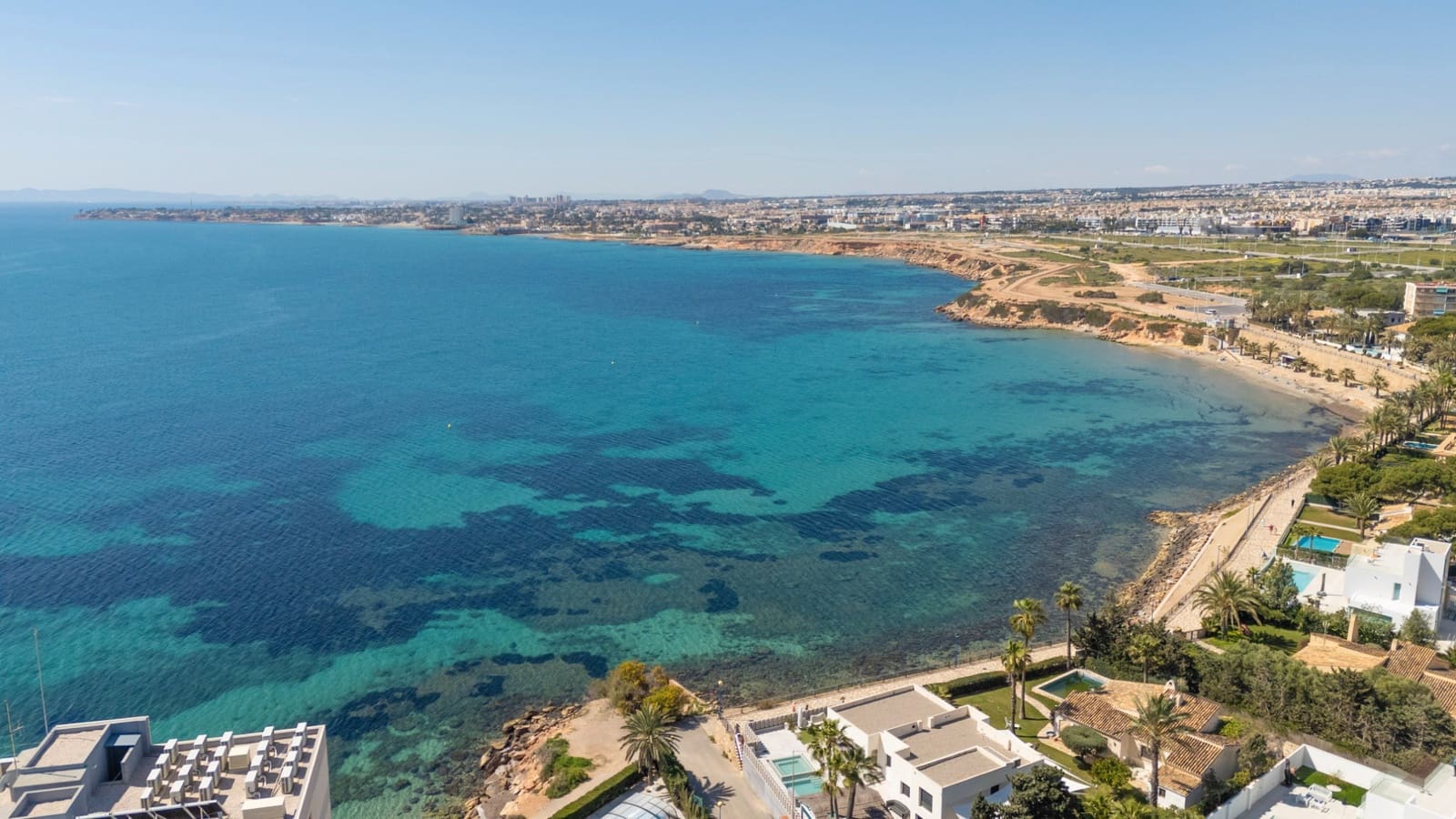 3 soverom Strandleiligheter til salgs i Punta Prima med svømmebasseng garasje - € 599 000 (Ref: 9464678)