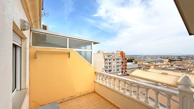 2 Zimmer Penthouse zu verkaufen in El Molino, Torrevieja mit Pool - 169.900 € (Ref: 9464680)
